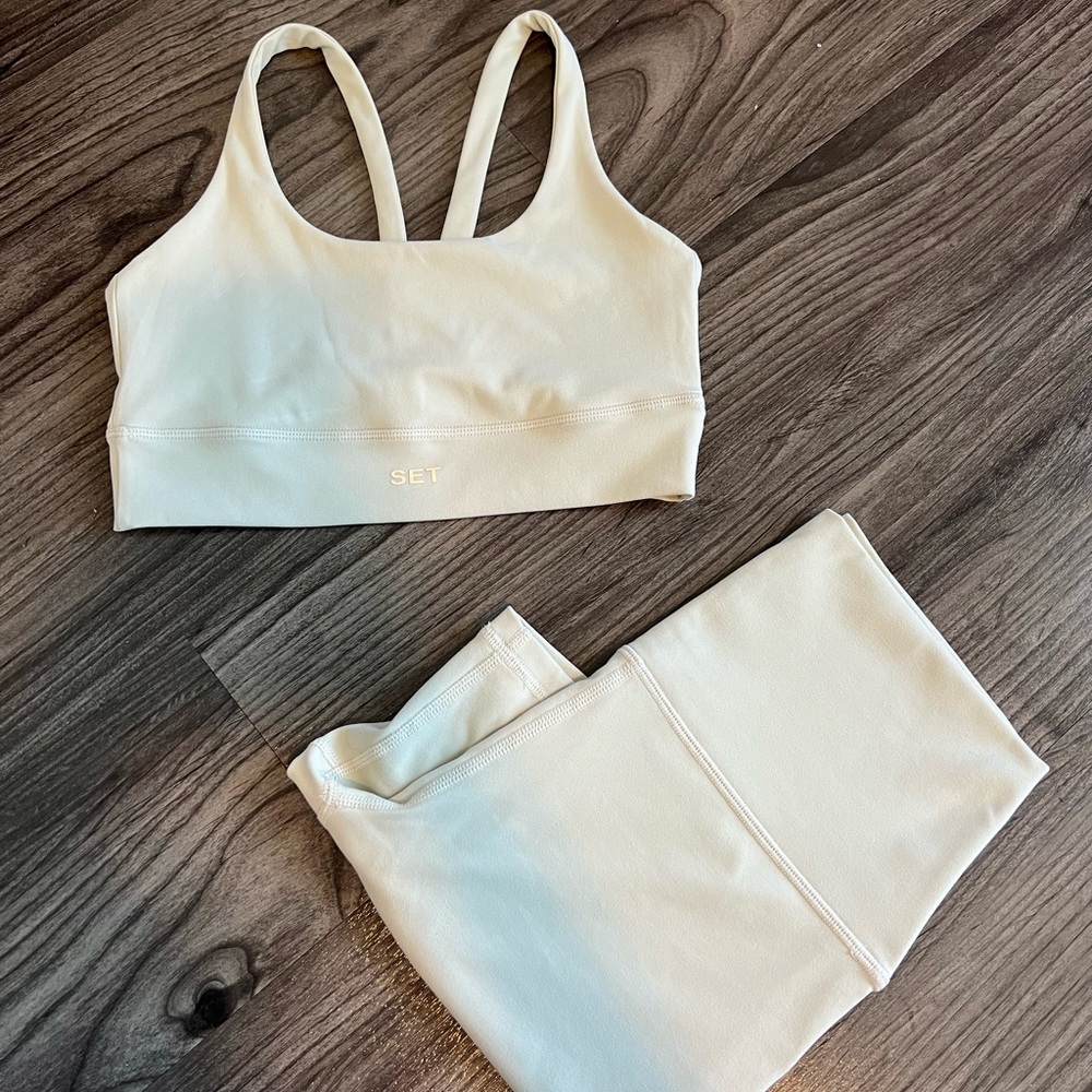 SET Active Cream Sports Bra and Leggings Set